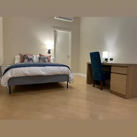 Apartment -villa Paola Center- Luxury House In Town Centre Bari