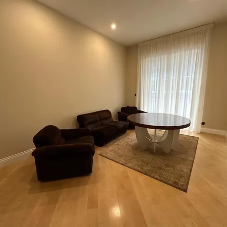 -villa Paola Center- Luxury House In Town Centre Apartment